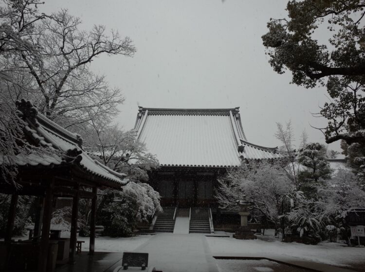 雪の明願寺